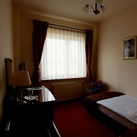 Hotel Sonex Częstochowa Exteriör bild